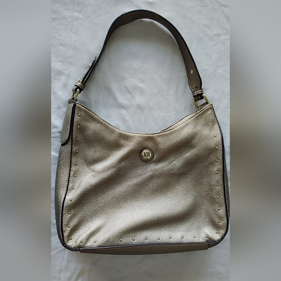 𝖫𝖨𝖹 𝖢𝖫𝖠𝖨𝖡𝖮𝖱𝖭𝖤 𝖧𝖤𝖱𝖨𝖳𝖠𝖦𝖤 𝖢𝖱𝖤𝖲𝖳 𝖬𝖤𝖳𝖠𝖫𝖫𝖨𝖢 𝖦𝖮𝖫𝖣 - Picture 6 of 8